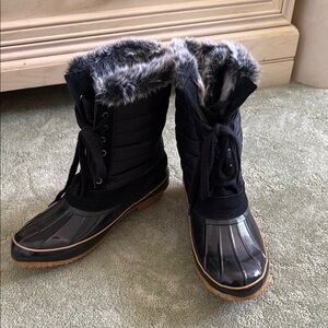 Women's Black and Brown Winter Boots